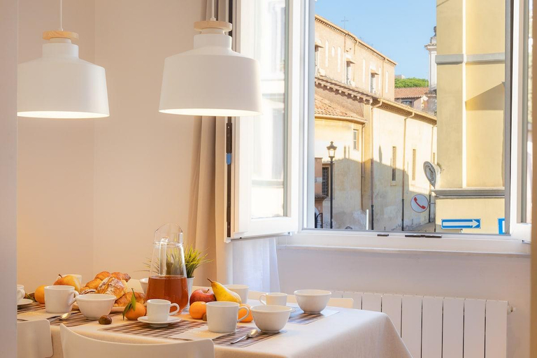 Food & Drinks 4, Colosseum Holidays - San Giovanni in Laterano, Rome