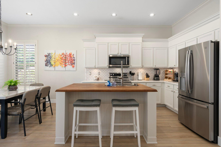 Room 3, Dublin in Gilbert With 4 Bedrooms and 2 Bathrooms, Maricopa