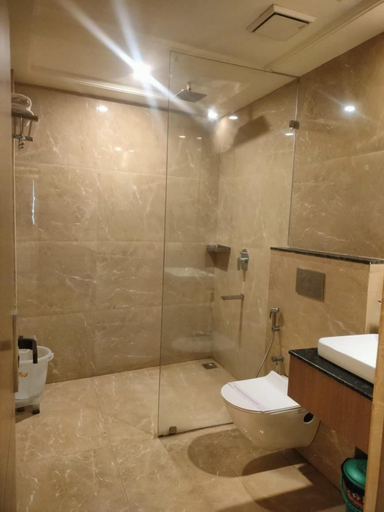 Bathroom 4, Hotel Shravasti Buddha Residency, Shravasti