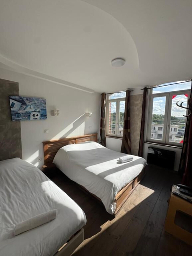 Bedroom 3, Hôtel de France, Pas-de-Calais