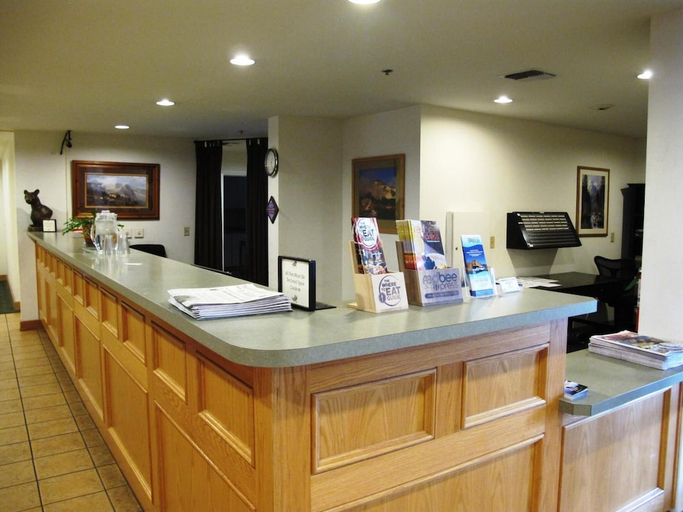 Public Area, Sugarloaf Mt Motel, Deschutes