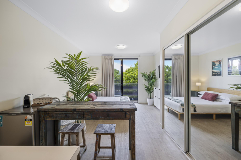 Separate living room 4, Comfy Studio Apartment in Marcoola Beach, Maroochy - Coastal North