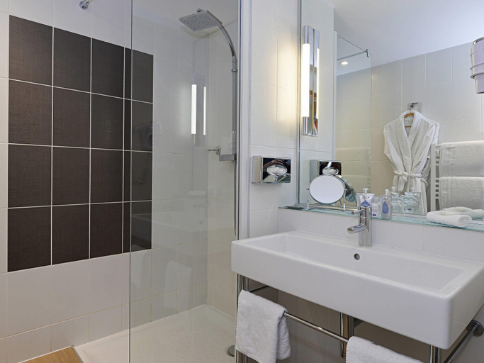 Bathroom 4, Hôtel Mercure Toulon La Seyne-Sur-Mer, Var