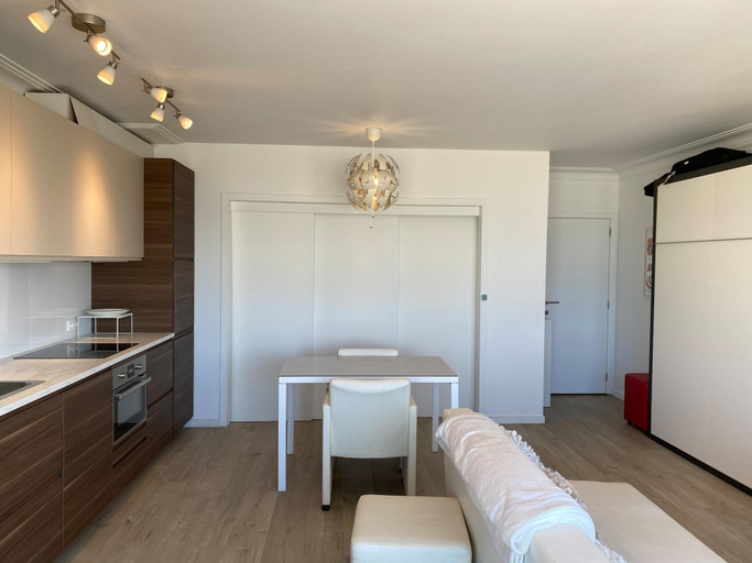 5, Apartment in Nieuwpoort-bad With Sea View, West-Vlaanderen