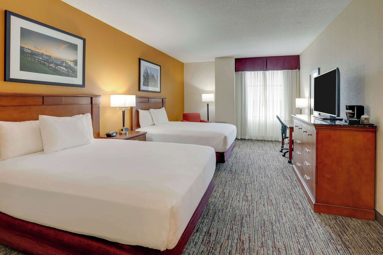 Bedroom 3, Drury Inn & Suites Charlotte Northlake, Mecklenburg