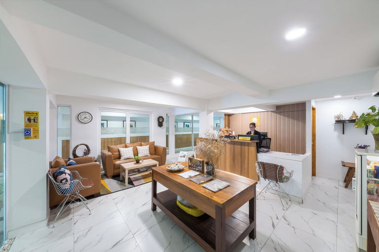 Food & Drinks 5, Lee's Mark Residence, Muang Samut Prakan