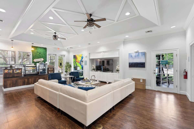 Interior 3, Welcoming 4 BR Sleeps 10 Guests, Osceola
