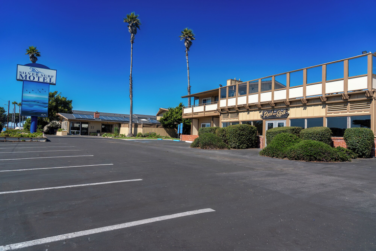 Exterior & Views 2, Silver Surf Motel, San Luis Obispo