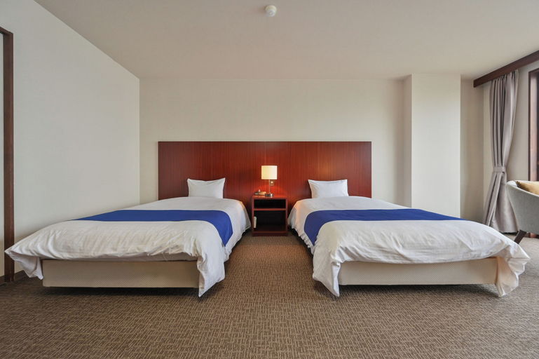 Bedroom 2, Yunoko Umi to Yuyake, Minamata