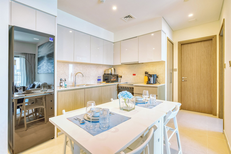 Private kitchen 4, PVH - Charming 1BR - Burj Royale, Dubai