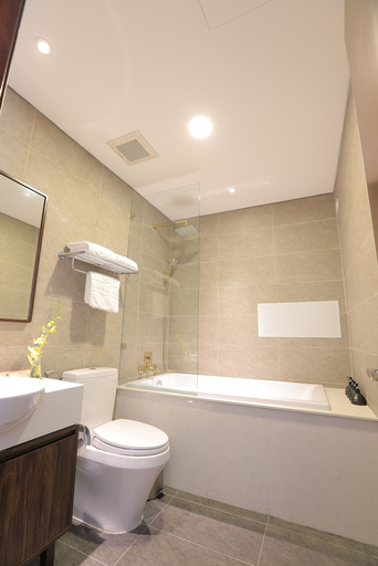 Bathroom 5, Mandala Hotel and Spa, Bắc Ninh