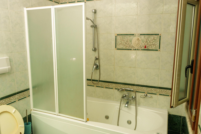 Bathroom 5, B&B Villa Bella, Catanzaro
