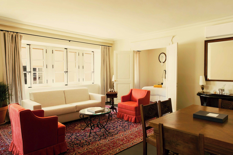 Living area 5, A/C Apt 2br/4p - 2min to La Ponche Beach/st-tropez, Var