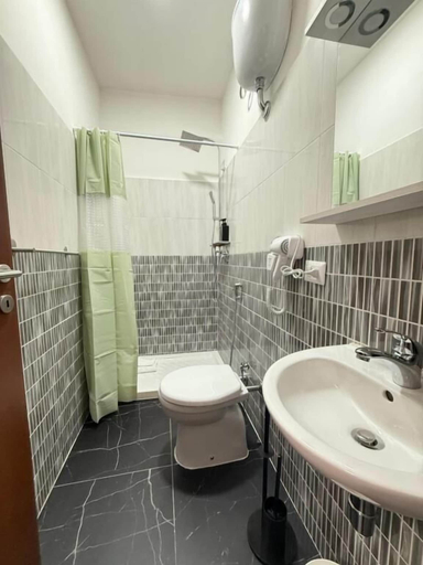 Bathroom 5, Rome Jubilee Stays 3, Rome