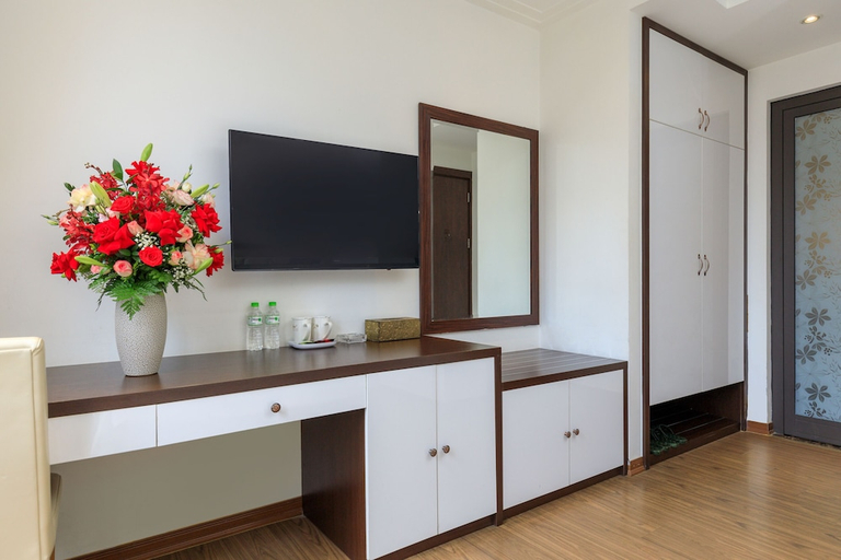 Others 4, Yolowa Hotel, Cầu Giấy