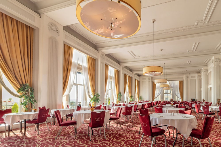 Food & Drinks 5, Cavendish Hotel, East Sussex