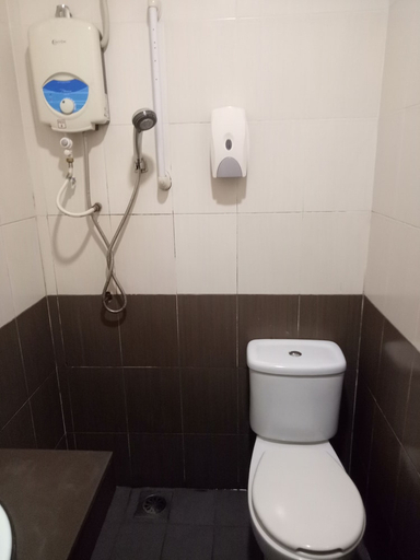 Bathroom 2, Sai Villa Hotel, Seremban