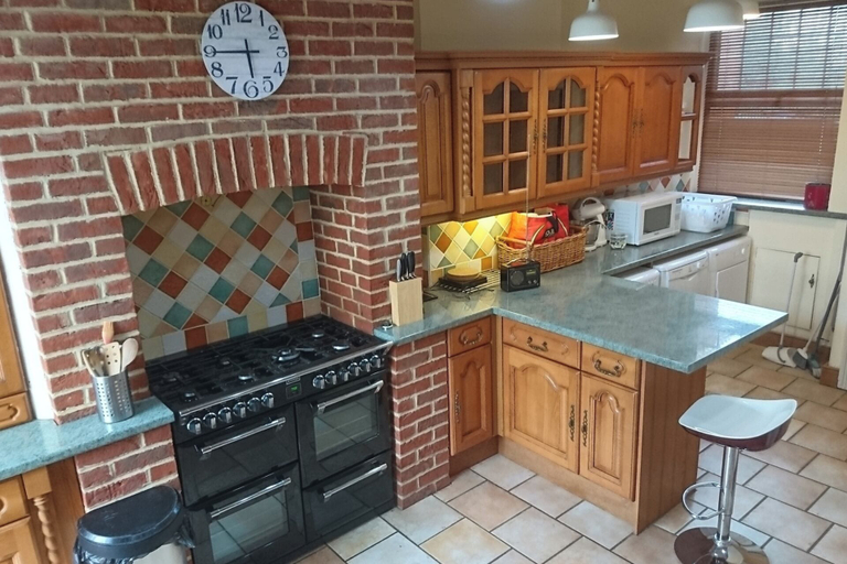 Others 5, Gorgeous 4-bed House in Bexhill-on-sea, sea Views, East Sussex