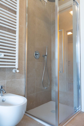 Room 2, Waterfront Suite by Wonderful Italy, Genova