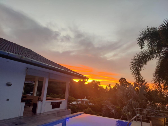 Sport & Beauty 2, Baan Angelo 3 Bed Private Pool Villa, Kata Hill, Phuket Island