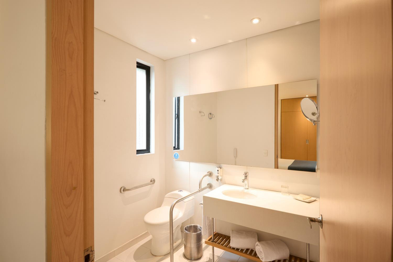 Bathroom 4, Hotel bh Parque 93, Santafé de Bogotá
