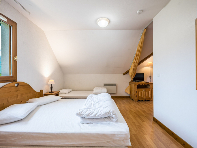 Room 2, Cosy Apartment in the Mountains in Giez, Haute-Savoie