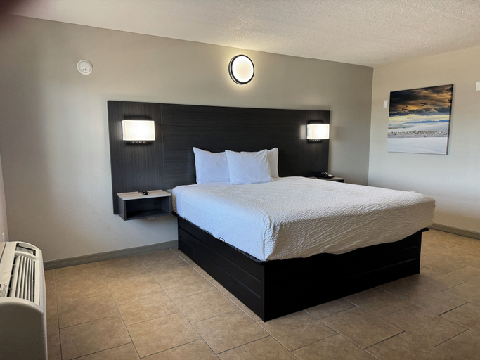Bedroom 2, Travelodge by Wyndham Venice, Sarasota