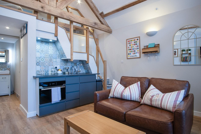 Floor plan 3, The Old Smithy - 2 Bedroom Cottage - Reynoldston, Swansea