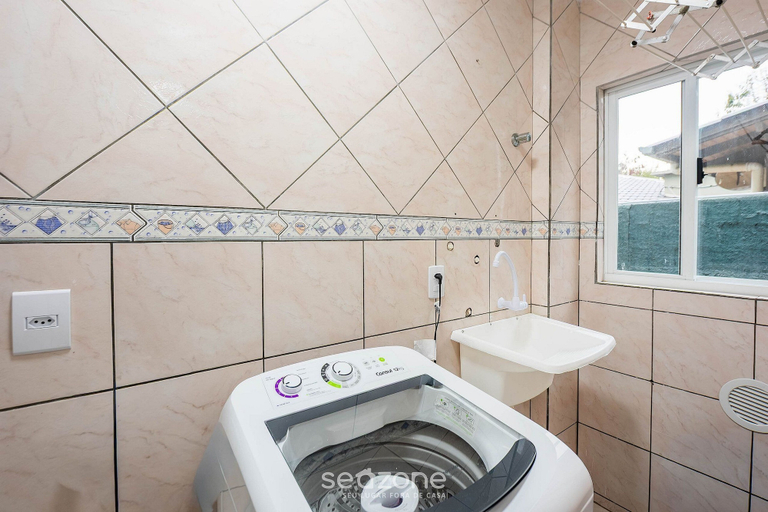 Bathroom, Apts in Condominium 40 Meters From Bombinhas Beach - Bdss, Bombinhas