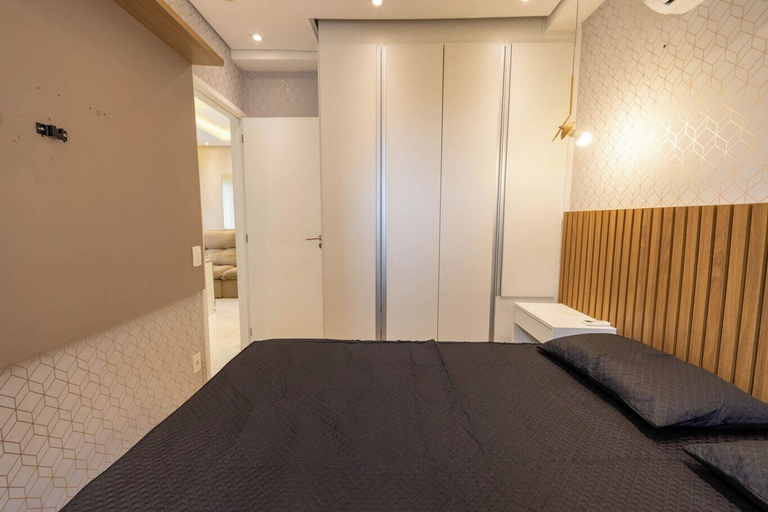 Room 4, Apto c Piscina e Brinquedoteca a 400m da Praia, Guarujá