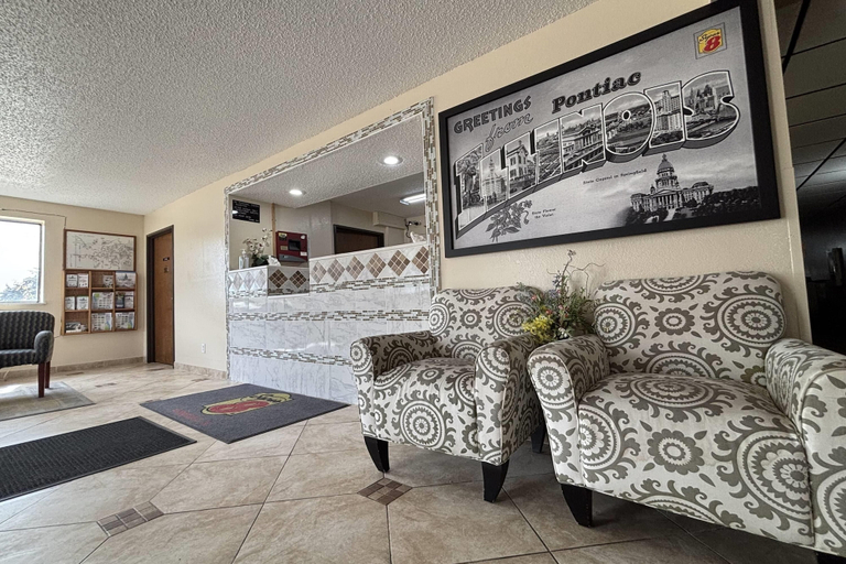 Others 5, Super 8 by Wyndham Pontiac, Livingston