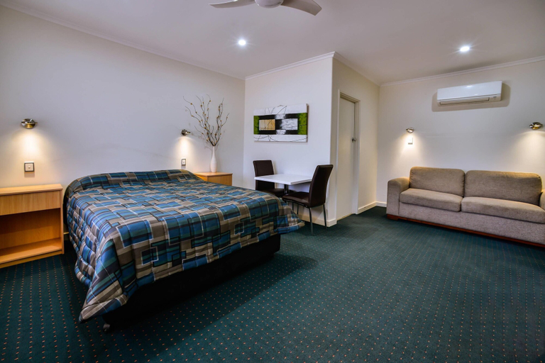 Bedroom 3, Comfort Inn & Suites Augusta Westside, Port Augusta