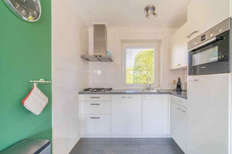 Private kitchen, Tastefully Furnished Detached Bungalow, Texel