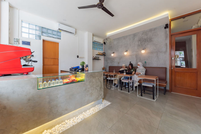 Food & Drinks, Sans Hotel Suryakencana Bogor, Bogor