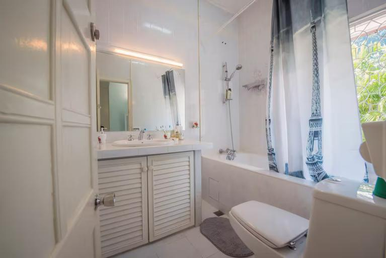 Bathroom 5, Treebridge House, Penang Island