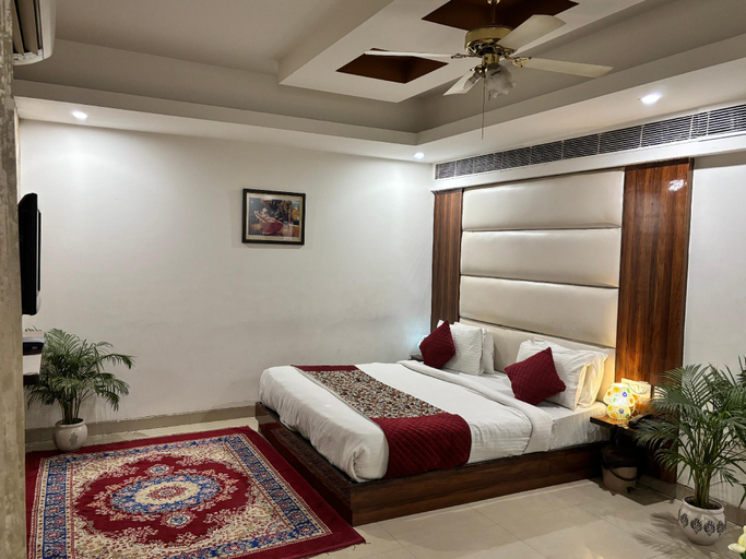 Bedroom 2, Hotel Impress by RMR Hotels, Delhi