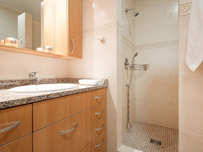 Room 4, Th01 Villa en Salou 4 Dorm 4 ba os Barbacoa, Tarragona