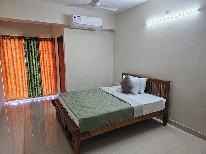 Room 5, Sans Square Hotels Thiruvananthapuram, Thiruvananthapuram