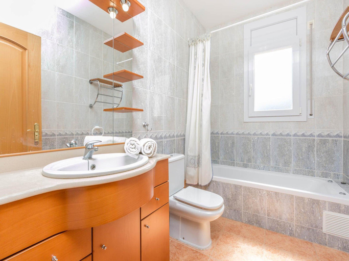 Bathroom 3, Villa in Lloret de Mar with Private Pool, Girona