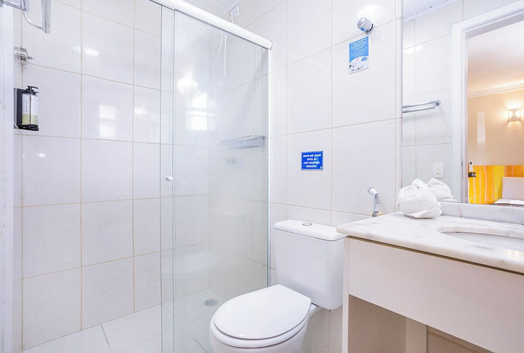 Bathroom 3, Azul da Cor do Mar, São Sebastião