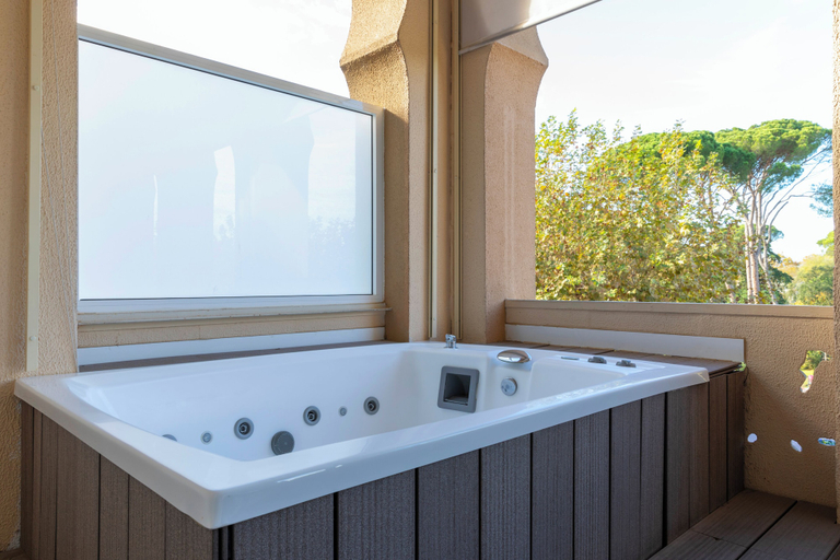 Bathroom 5, 1881 Hotel Balneario Vichy Catalan, Girona
