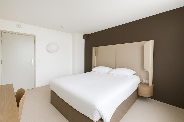 Bedroom 4, Campanile Fontainebleau, Seine-et-Marne