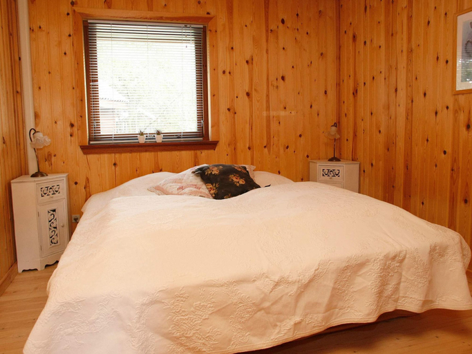 Bedroom 2, 4 Star Holiday Home in Hals, Aalborg