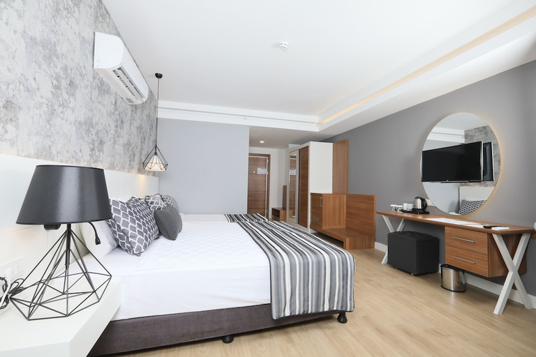 Bedroom 2, Greenwood Suites Resort, Antalya