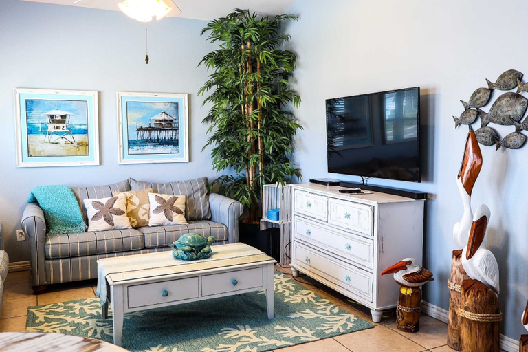 Living area 5, Sea Dreams 3 2 Bedroom Condo by RedAwning, Cameron