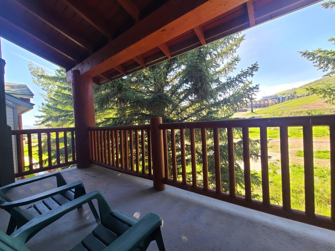 Property grounds 3, Snow Flower 078 3 Bedroom Condo by RedAwning, Summit