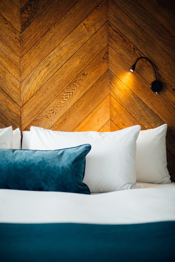 Bedroom 2, Atix, Pedro Domingo Murillo