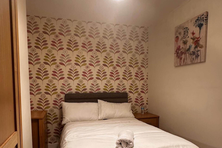 Room 5, Curzon Street Retreat - 4 Beds, Reading