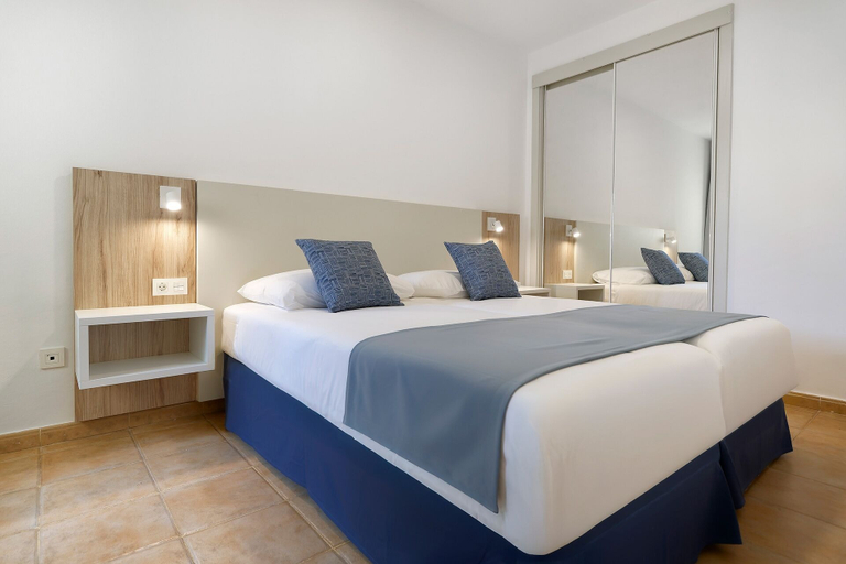 Bedroom 3, Sport Hotel Monte Feliz - powered by Playitas, Las Palmas