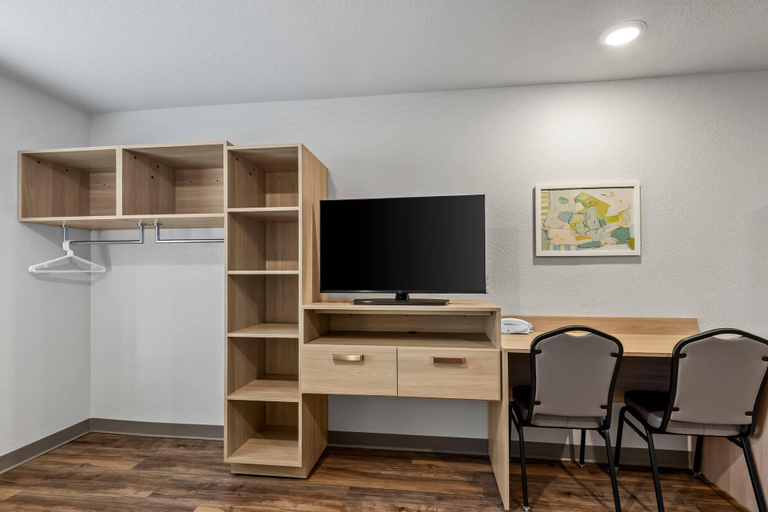 Others 5, WoodSpring Suites St Peters-OFallon, Saint Charles